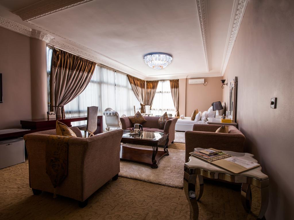 Sherbourne Hotel Kitwe Exterior foto